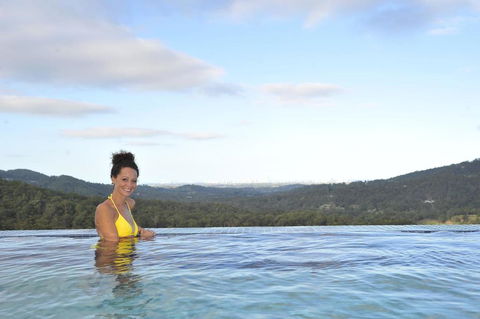 On Eagle Wings Mountain Retreat & Spa - St Kilda Accommodation 2