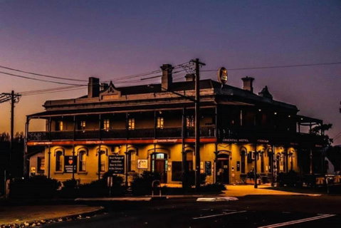 Oriental Hotel Tumut - St Kilda Accommodation 3