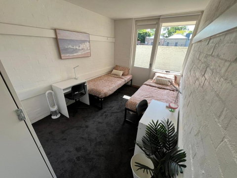 Ozi Village Cardigan - St Kilda Accommodation 1