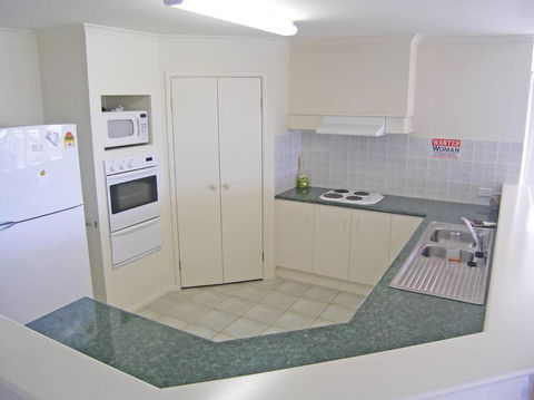 ORSO1O - Water View House - St Kilda Accommodation 2