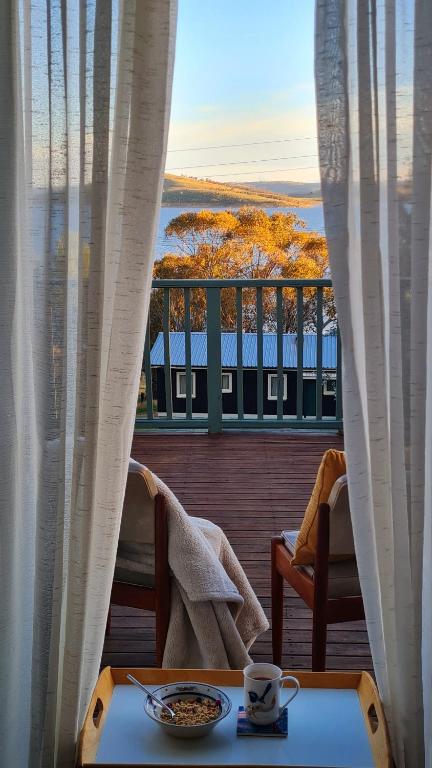 Panoramic Lake View - St Kilda Accommodation 3