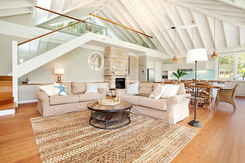 Paradise On Pittwater - Paradise Beach - St Kilda Accommodation 0