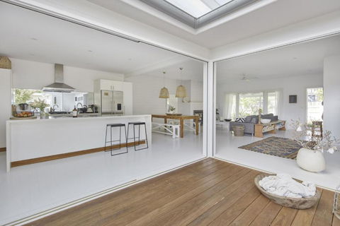 Patrick Street Villa - St Kilda Accommodation 2