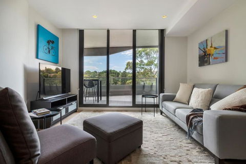 Peaceful 2 Bedroom Unit With Free Parking - St Kilda Accommodation 0