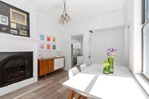 Peaceful 2 Bedroom With Private Backyard And BBQ - St Kilda Accommodation 1