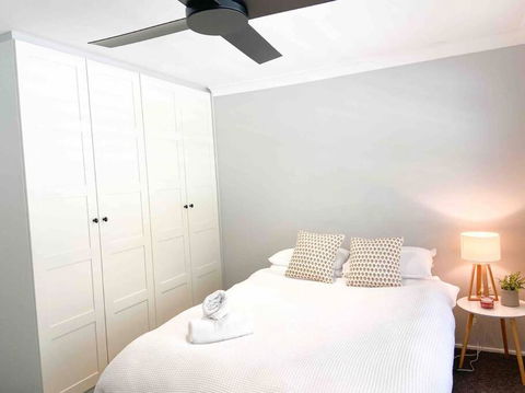 Peaceful Merewether Family Home - St Kilda Accommodation 0