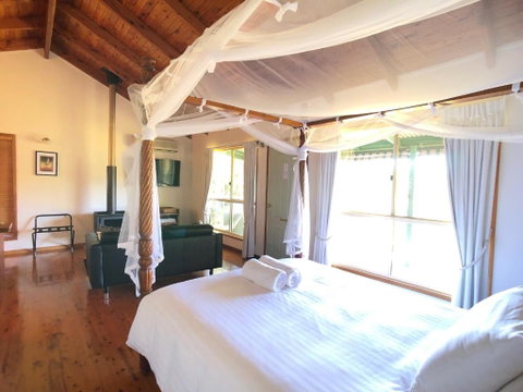 Pencil Creek Cottages - St Kilda Accommodation 2