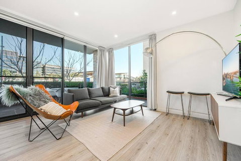 Penrith 3Br Apt Close ToTrain Station & Shopping - St Kilda Accommodation 0