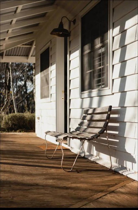 Peony Farm Pink Cottage - St Kilda Accommodation 2