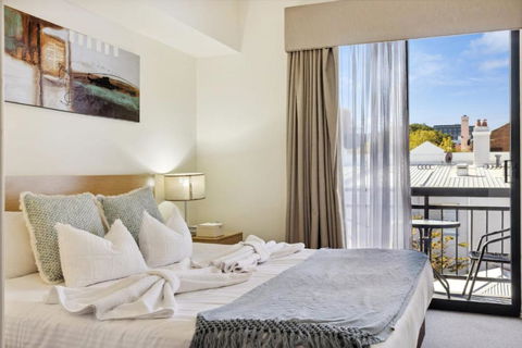 Perth City Corporate 1BRD - St Kilda Accommodation 2