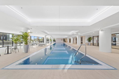 Phillip 2-Bed: Chic Interiors Amazing Amenities - St Kilda Accommodation 0