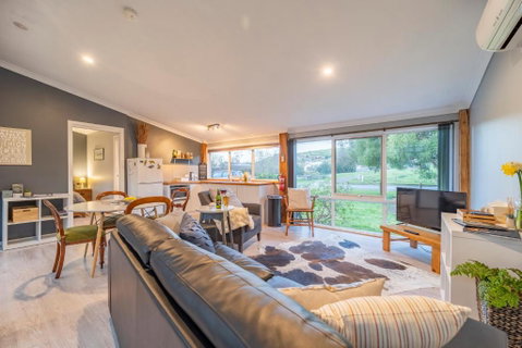 Platypus Waters B&B - St Kilda Accommodation 0