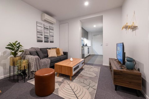 Pleasant &bright 2br2ba Apt Footscray Pool - St Kilda Accommodation 1
