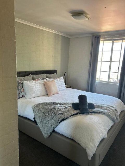 Plush 2 Bedroom Apartment Kingston - St Kilda Accommodation 0