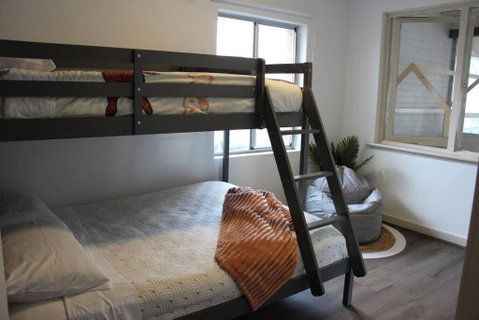 Raeside Home - St Kilda Accommodation 3