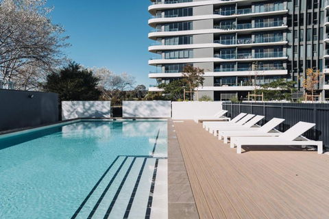 Pristine 2-Bed Apartment With Pool And BBQ - St Kilda Accommodation 0
