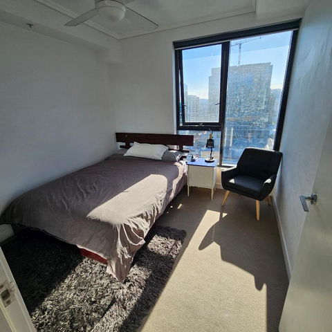 Private Bedroom & Bathroom In Shared Inner Brisbane Apartment - St Kilda Accommodation 2