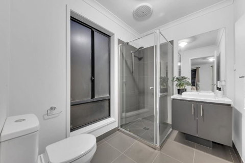 Private Room Cbd Airport 20 Min - St Kilda Accommodation 3