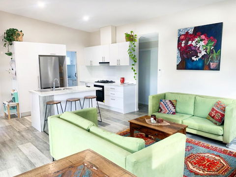 Quiet Private Nimbin Townhouse - St Kilda Accommodation 0