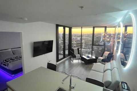 Radiance Residence RnR - St Kilda Accommodation 0