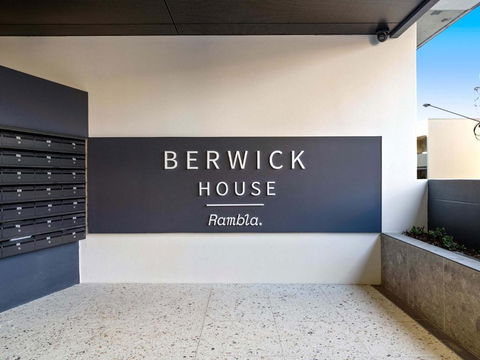 Rambla @ Berwick House - St Kilda Accommodation 2