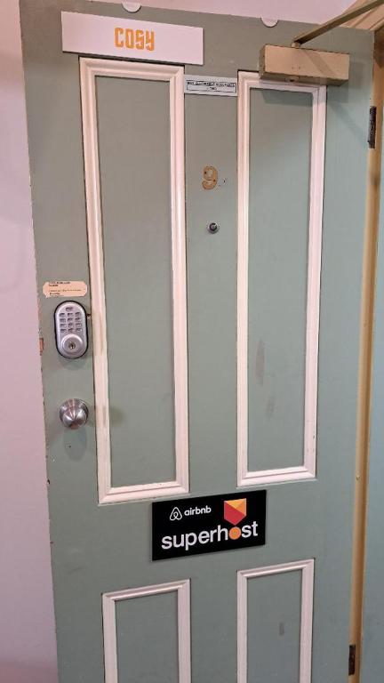 Randwick City Lodge 2 - St Kilda Accommodation 1
