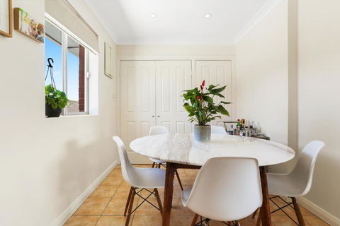 Randwick L 3 Bedroom Apartment + Parking - St Kilda Accommodation 2