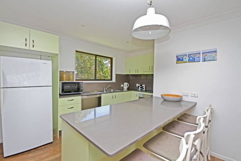 Red Door Beach House - St Kilda Accommodation 1