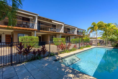 Rainbow Surf 4 - St Kilda Accommodation 1