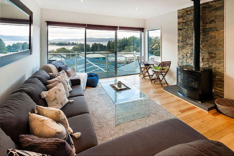 Aspect 2/8a Poly Cow Lane - St Kilda Accommodation 0