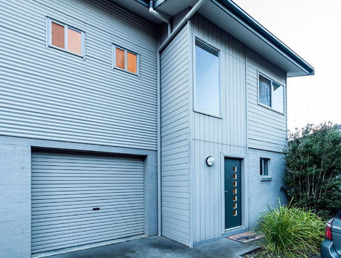 Aspect 2/8a Poly Cow Lane - St Kilda Accommodation 3
