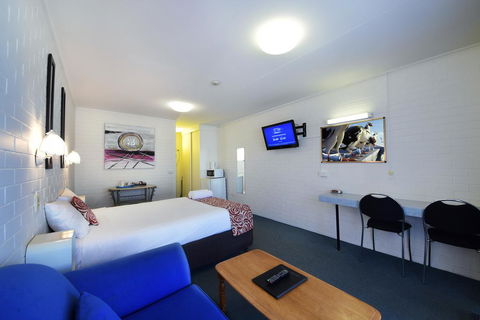 Aspley Motor Inn - St Kilda Accommodation 2