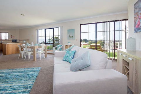 Astro Place - St Kilda Accommodation 1