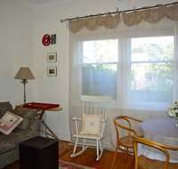 At Eleven - La Petite Maison - St Kilda Accommodation