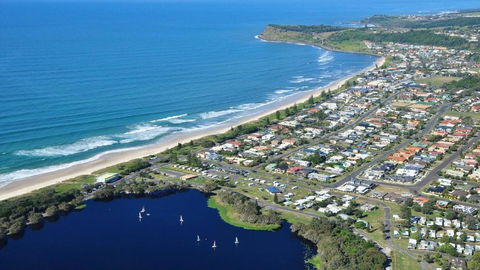 At The Beach - Lennox Head - St Kilda Accommodation 2