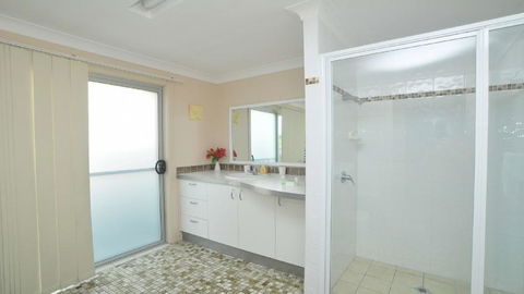 At The Beach - Lennox Head - St Kilda Accommodation 1