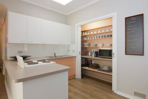Atticus Cottage - St Kilda Accommodation 2