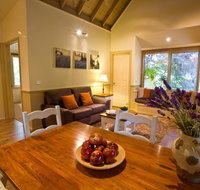 Autumn Abode Cottages - St Kilda Accommodation