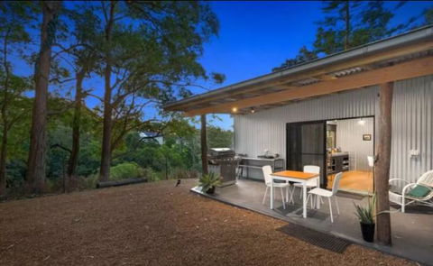 Avoca Beach And Bush - St Kilda Accommodation 0
