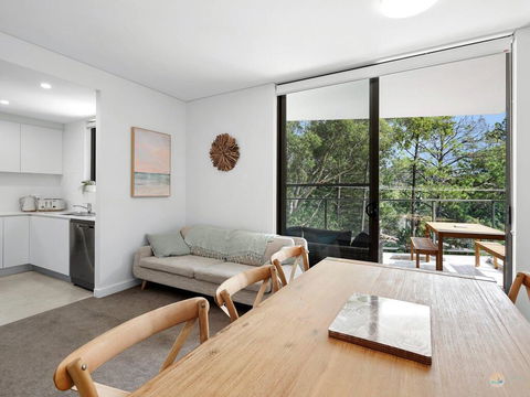Avoca Beach Pad- 210/14-18 Cape Three Points Rd - St Kilda Accommodation 2