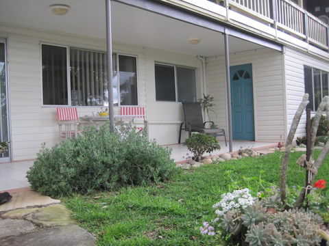 Avoca Breezes - St Kilda Accommodation 0