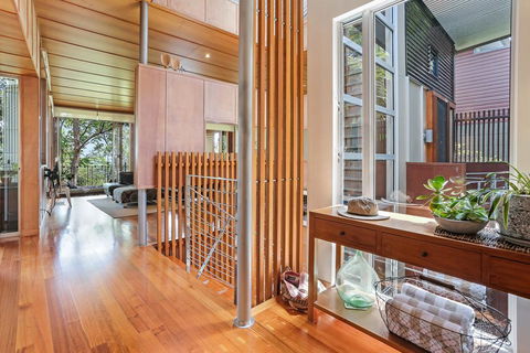 Award-winning Luxury, Noosa Heads - St Kilda Accommodation 1