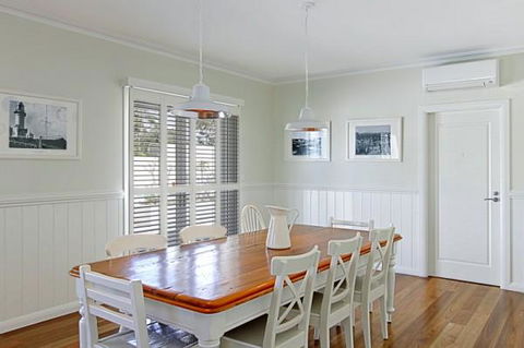 Away On Belongil Fields - St Kilda Accommodation 3