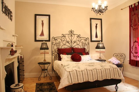 Azalea Cedar-Rose Barossa Valley Villa - St Kilda Accommodation 0