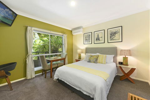Azura Beach House B&B - St Kilda Accommodation 2