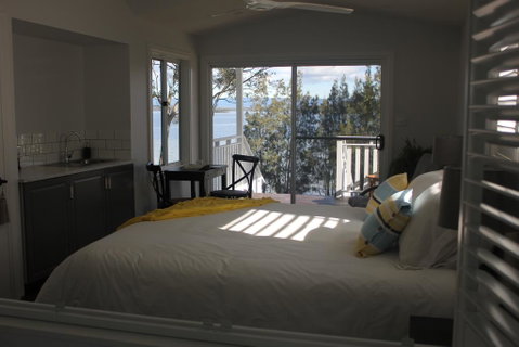 B & B On The Water - St Kilda Accommodation 3