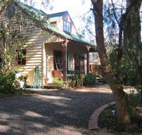Ballarat cottages incorporating yarrowee cottage and Admirals cottage - St Kilda Accommodation