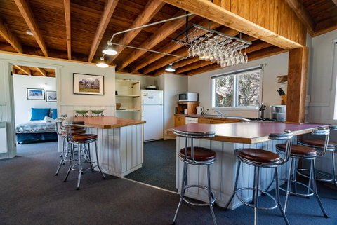 Banjo's Chalet, Alpine-getaways - St Kilda Accommodation 2
