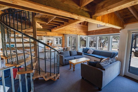 Banjo's Chalet, Alpine-getaways - St Kilda Accommodation 3