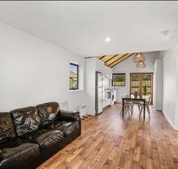 Barfuss Haus - St Kilda Accommodation